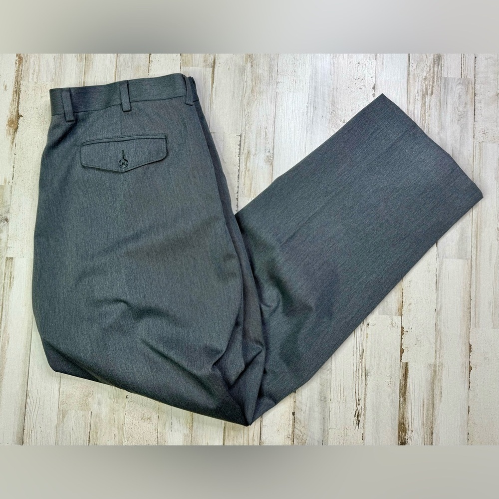 L. L. Bean Dress Pants Gray Pleated Size 42x33